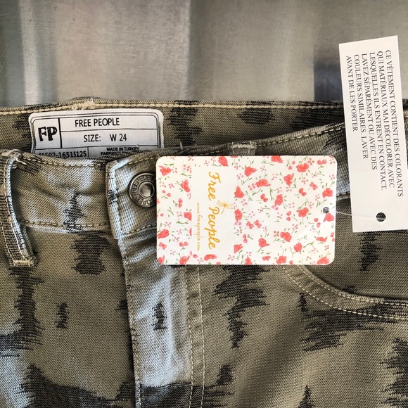 Free People Green Long & Lean High Waist Size 24 - Picture 3 of 9